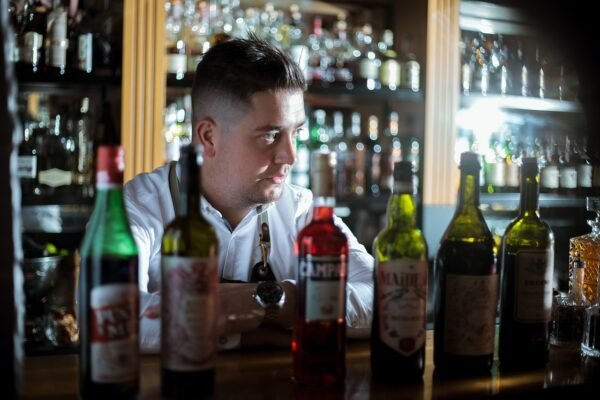 Your Ultimate Guide to Wedding Bartender Hire California